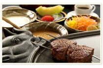 【春日井・小牧発】*日帰り昼食付*『知多森牧場のヒレステーキランチといちご狩り』1